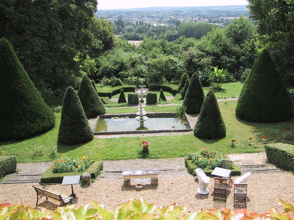 Chateau De Montbrun Hotel Сен-Мишел-Шеф-Шеф Екстериор снимка