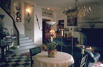 Chateau De Montbrun Hotel Сен-Мишел-Шеф-Шеф Екстериор снимка